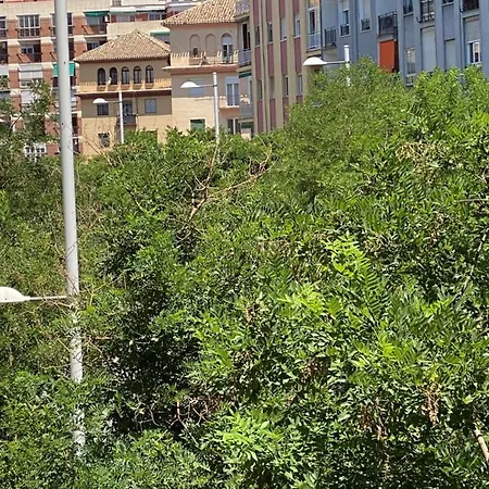 Ronda Genil Con Parking Gratuito *